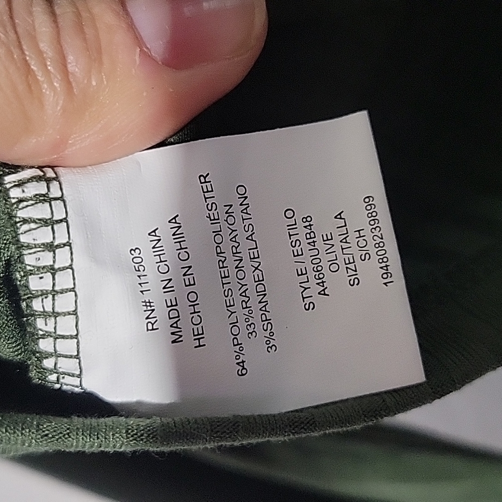 LILLY ROSE Small Ribbed Olive Crop - Picture 4 of 10